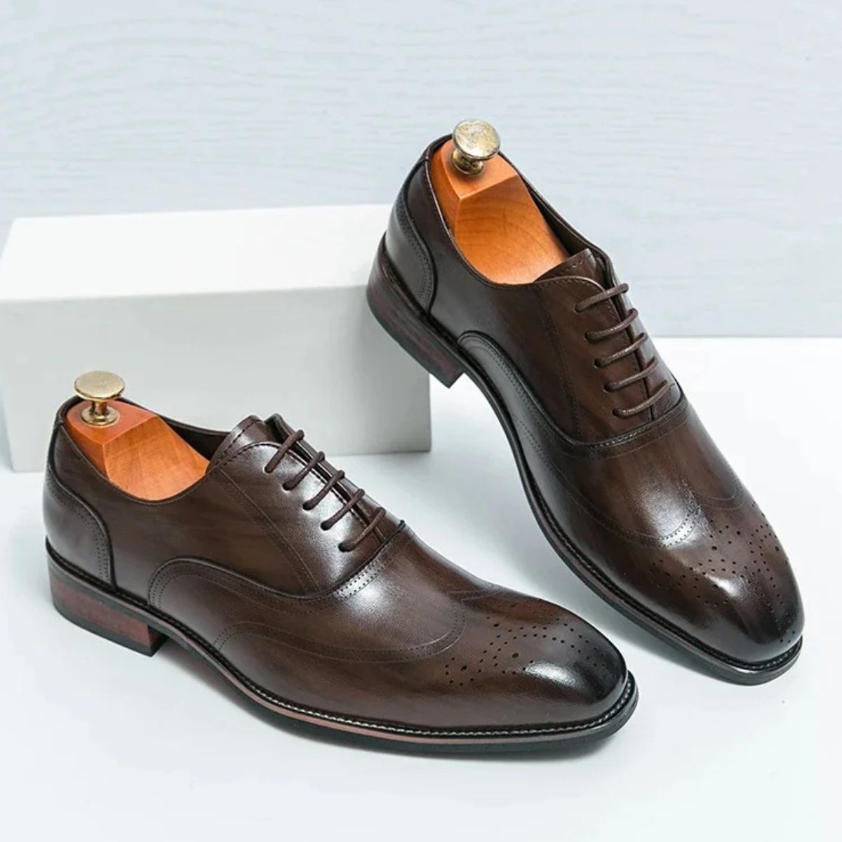 Brogue Oxford Shoes – Leather Lace-Up Shoes