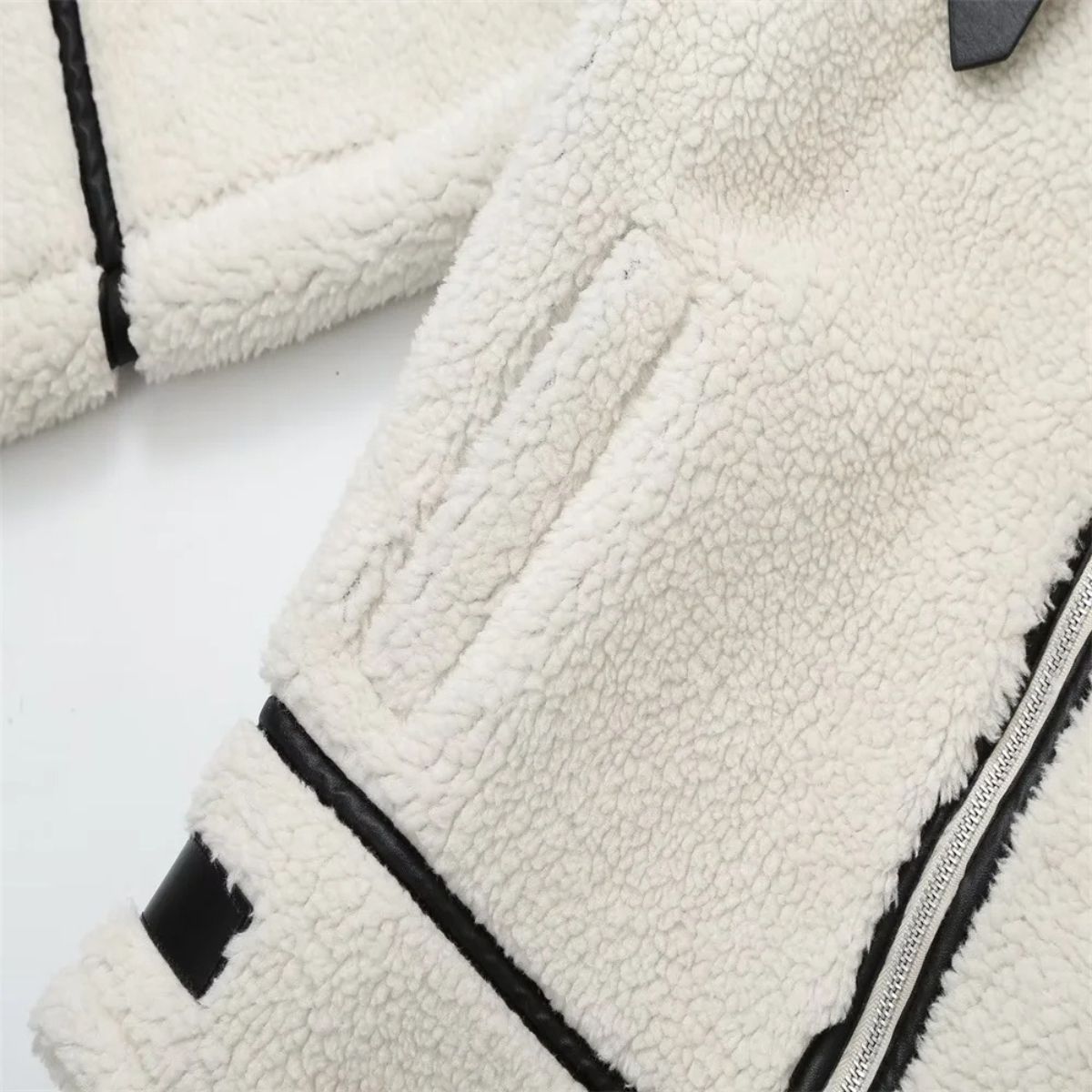 White Teddy Fleece Jacket – Zip Up Sherpa Coat