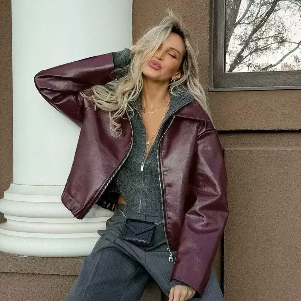 Oversized Leather Jacket – Zip-Up Bomber Style