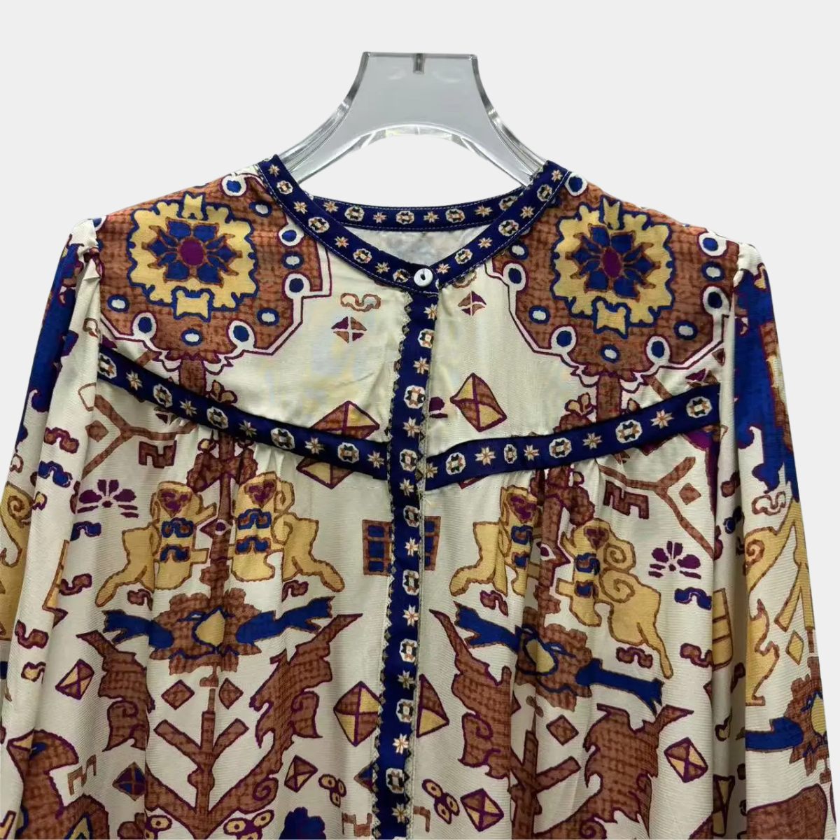 Casual Floral Blouse for Women - Long sleeve top with V-neck