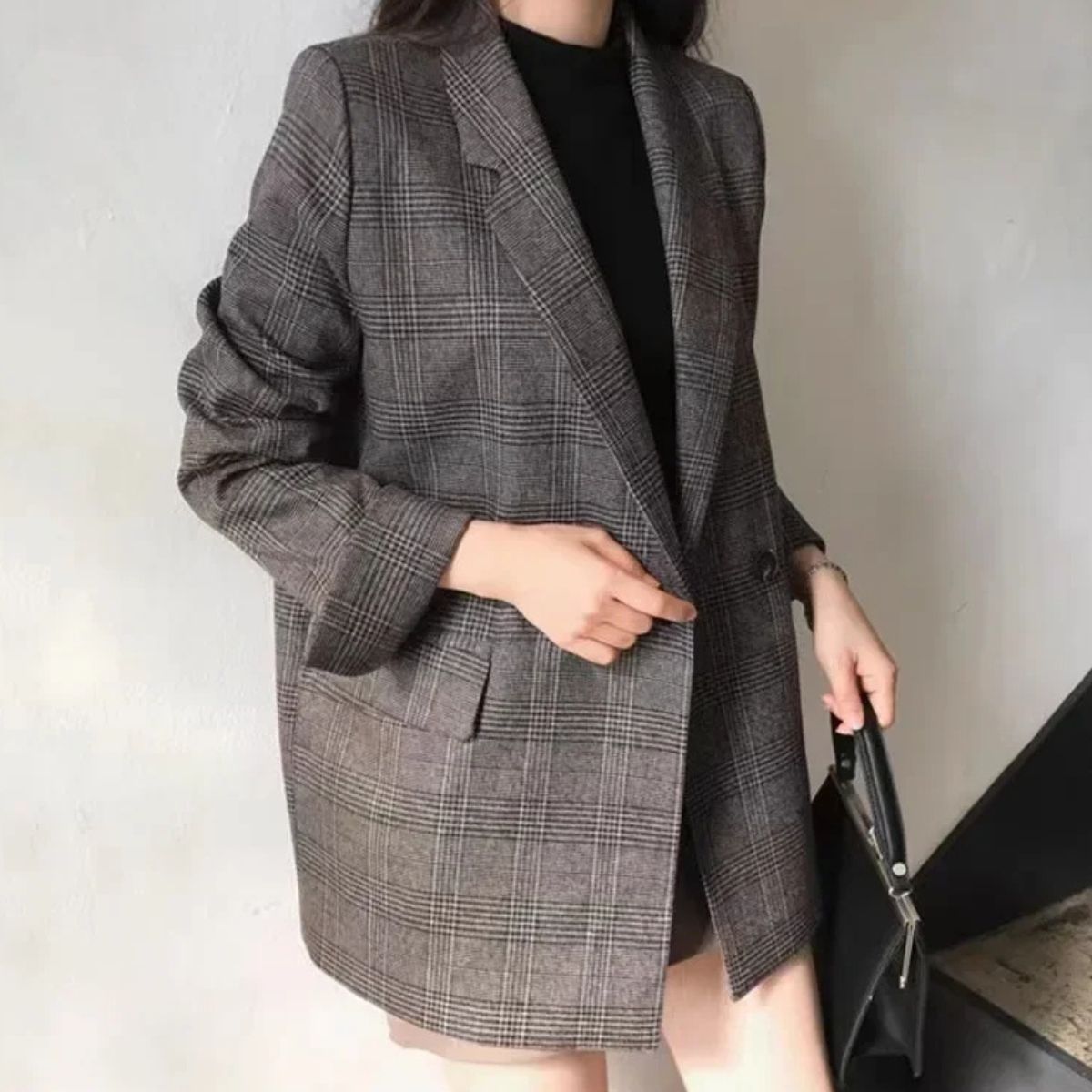 Long Plaid Blazer – Trendy Checked Outerwear