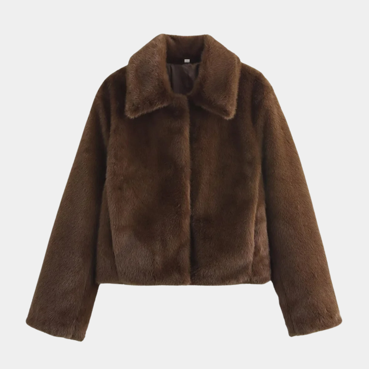 Trendy Cropped Fur Coat – Stylish Winter Look