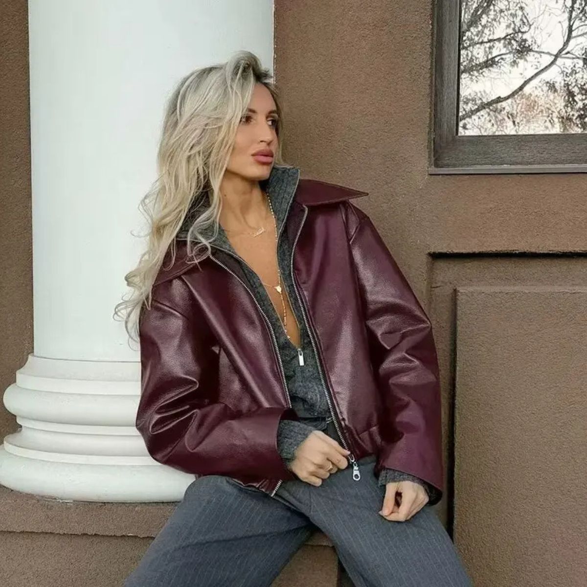 Oversized Leather Jacket – Zip-Up Bomber Style