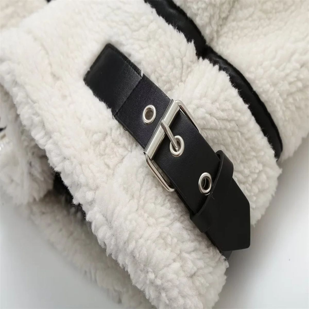 White Teddy Fleece Jacket – Zip Up Sherpa Coat