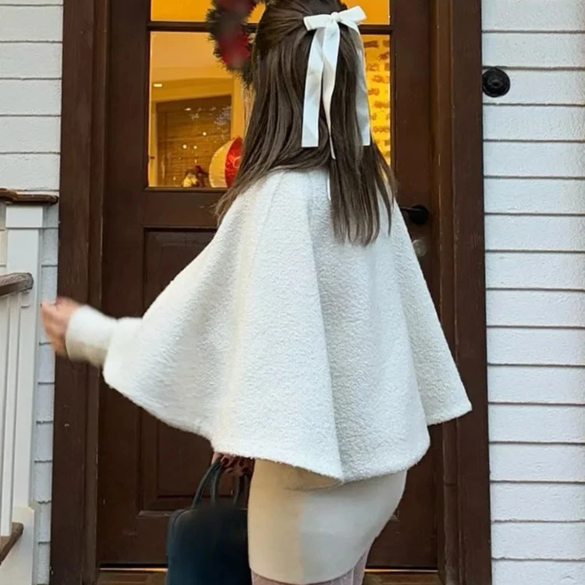 White Cape Coat – Elegant Winter Wool Blend Jacket