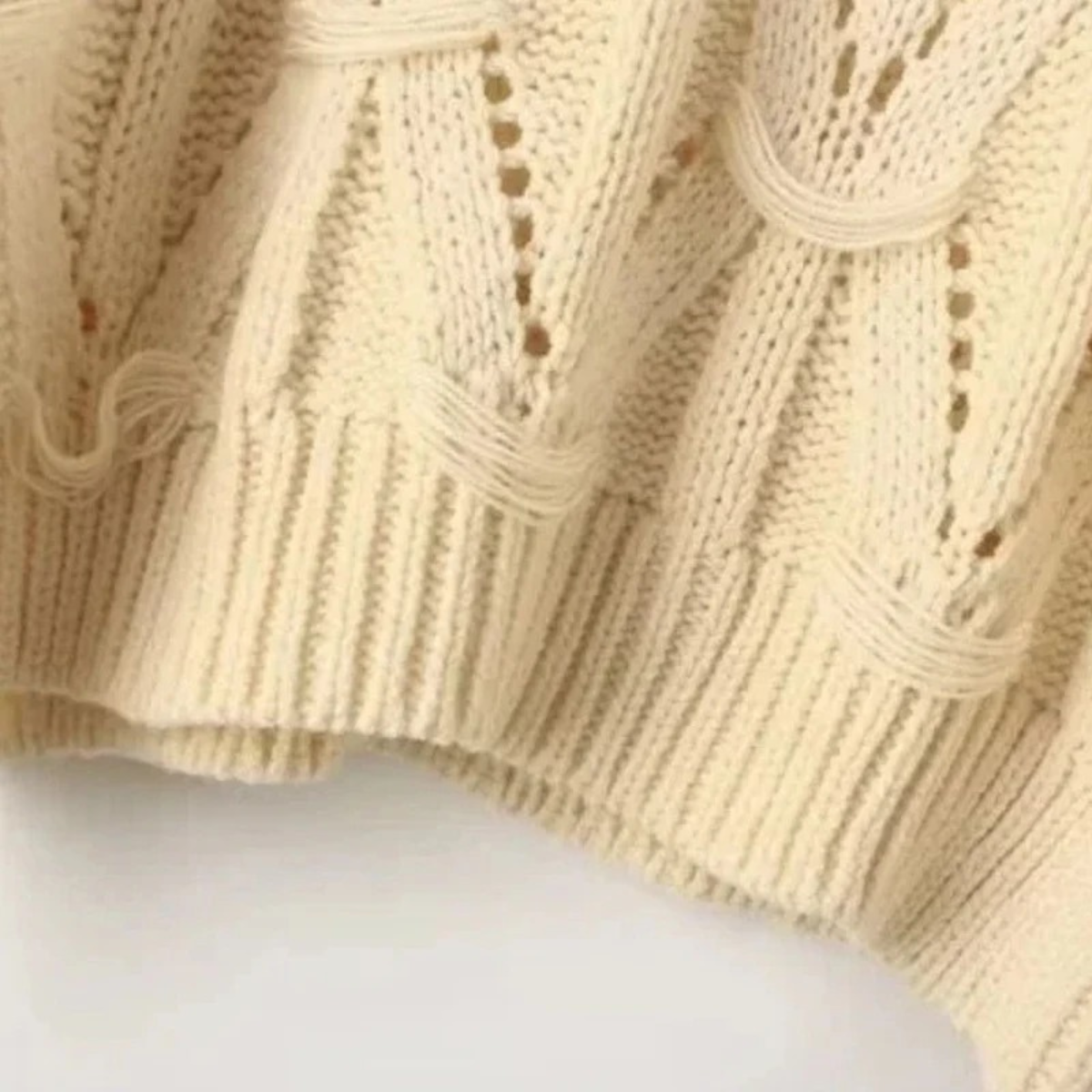 Women's Cropped Cable Knit Jumper