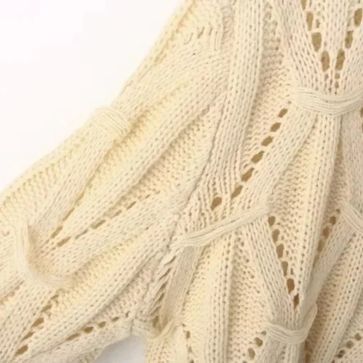 Women's Cropped Cable Knit Jumper
