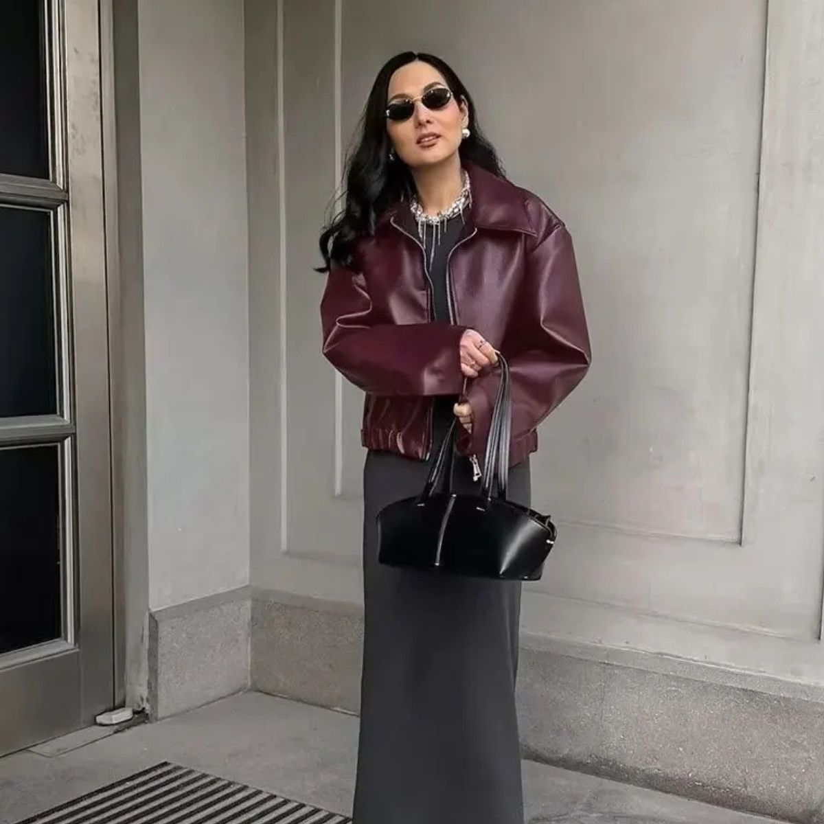 Oversized Leather Jacket – Zip-Up Bomber Style