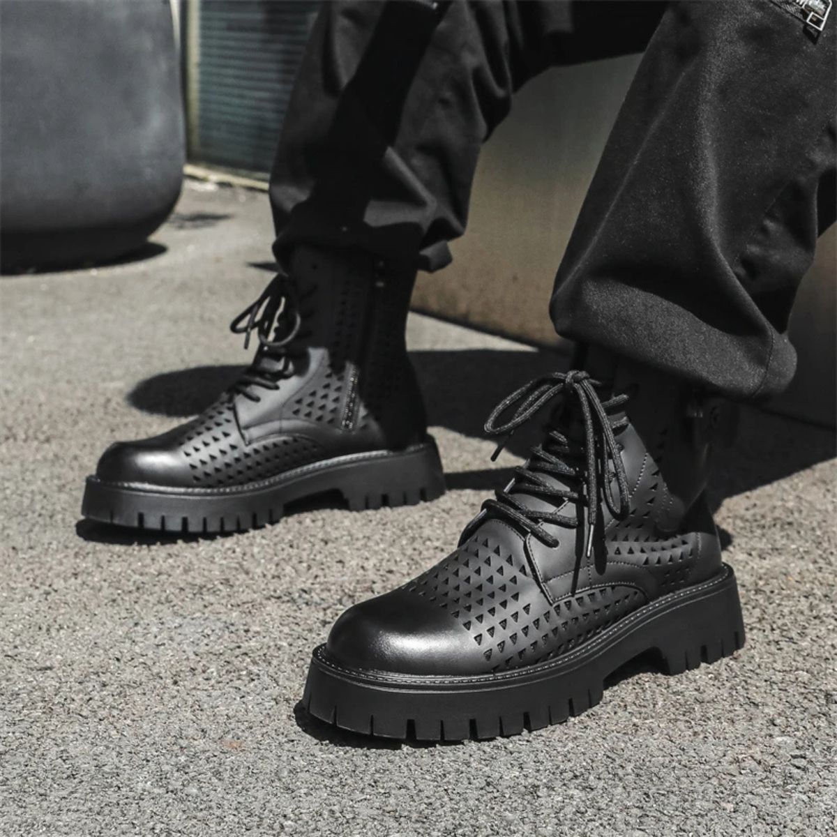 Leather Chealsea Boots – Lace Up Chunky Ankle Combat