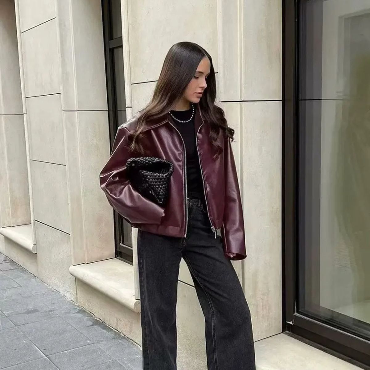 Oversized Leather Jacket – Zip-Up Bomber Style
