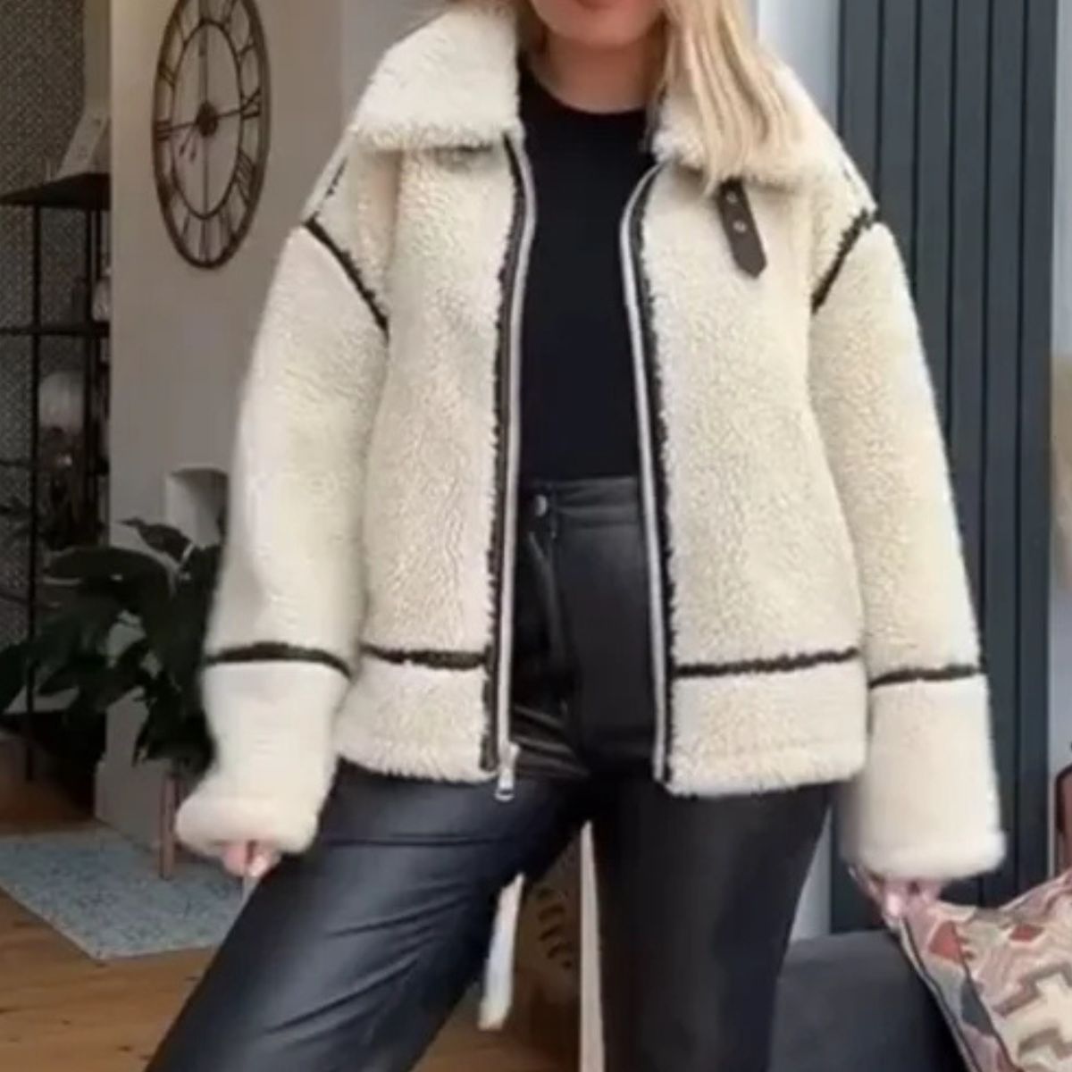 White Teddy Fleece Jacket – Zip Up Sherpa Coat