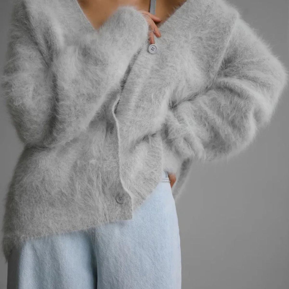 Chic Cashmere Jumper – Soft Warm Cardigan